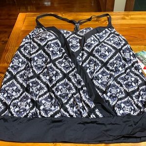 NWT tankini swim top by beach house